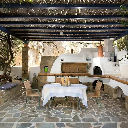 Nefeli House *