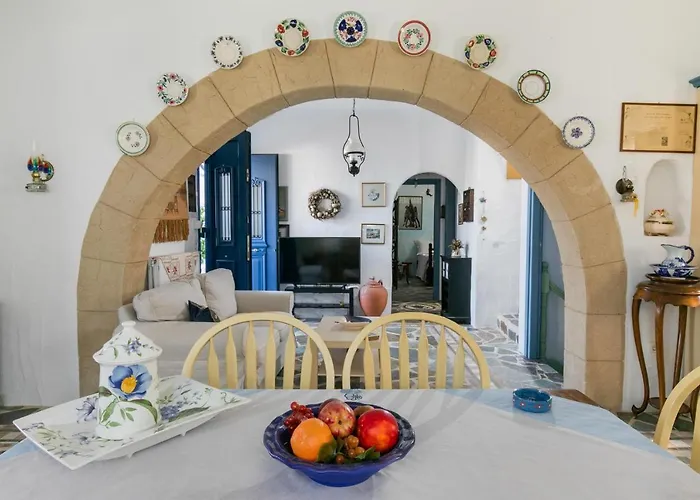 فيلة Nefeli House أرخانجلوس